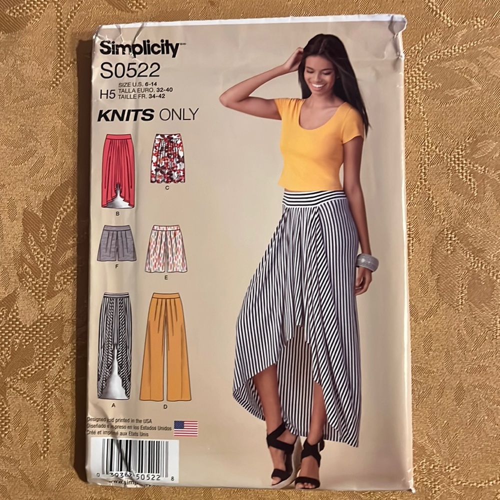 Simplicity Skirt & Pants sewing patterns S0522
